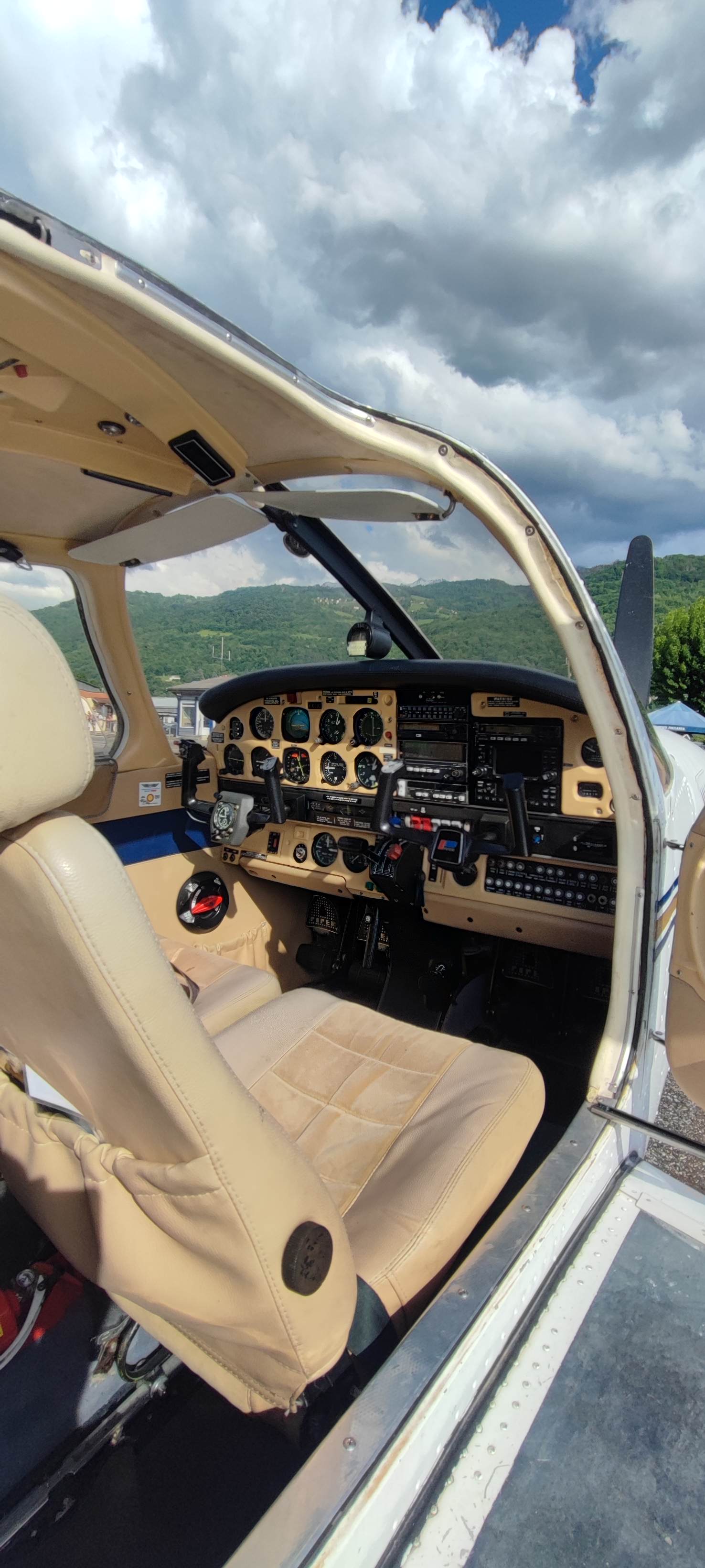 1985 Piper PA28RT-201T Turbo arrow IV, photo 13